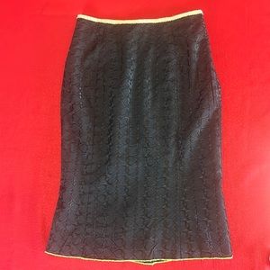 Vintage size 2, black pencil skirt, with so many small details.